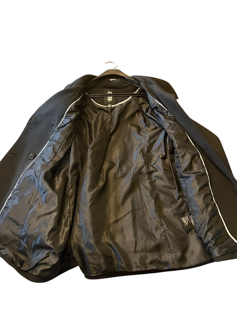d.e.t.a.i.l.s INT. New women’s black coat in a size large. Scarf as well. - Picture 2 of 15